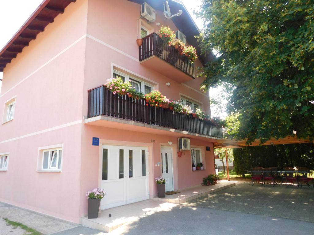 House Vukovic Hotell Grabovac  Eksteriør bilde